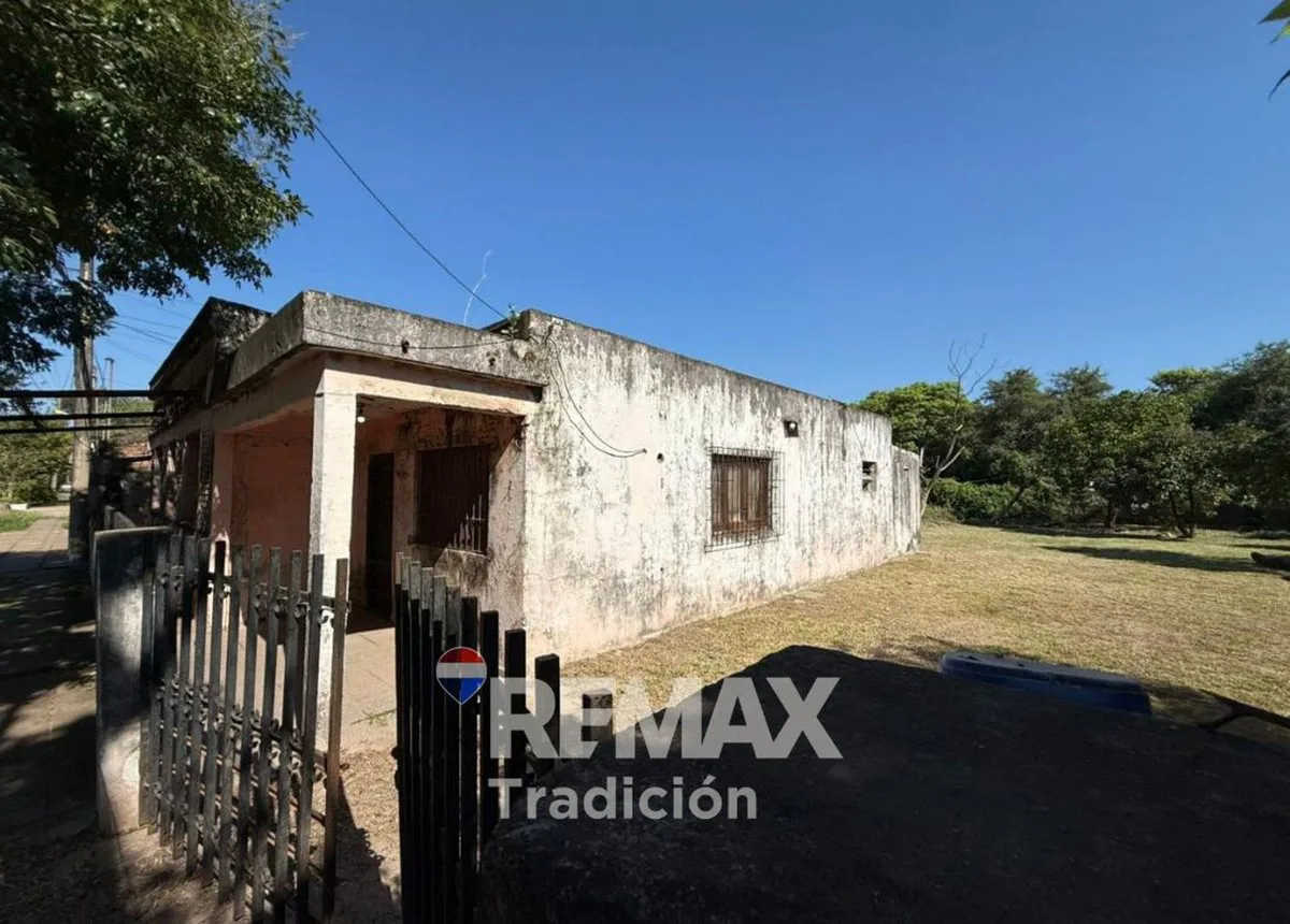 Casa a reciclar a la venta en Villa Libertad.- foto 5