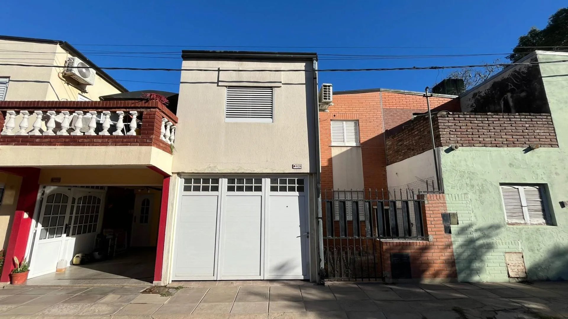 CASA EN VENTA ZONA ARISTÓBULO DEL VALLE Y FRENCH foto 2