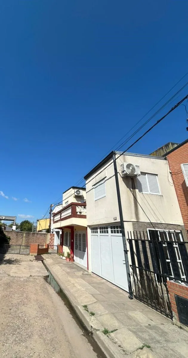 CASA EN VENTA ZONA ARISTÓBULO DEL VALLE Y FRENCH foto 5