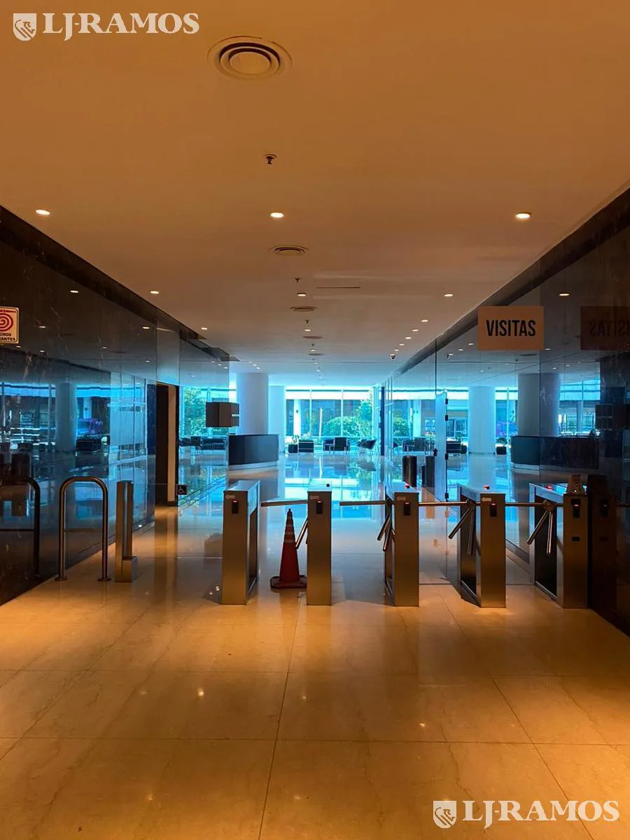 Alquiler de oficina de 1000 m2 en Vicente López foto 4