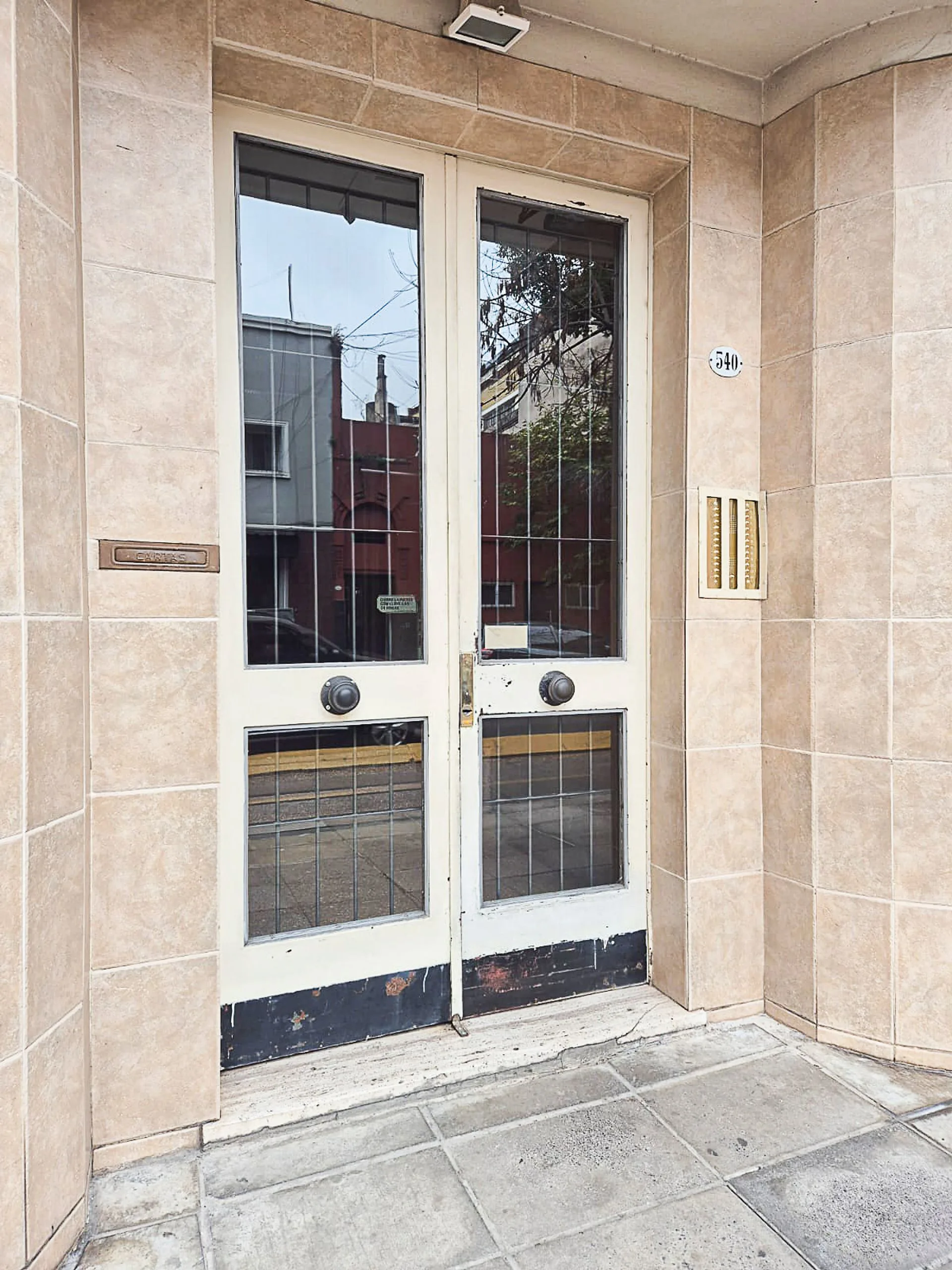 Exclusiva Propiedad de 130 m² en Monserrat | 3 Uni foto 3