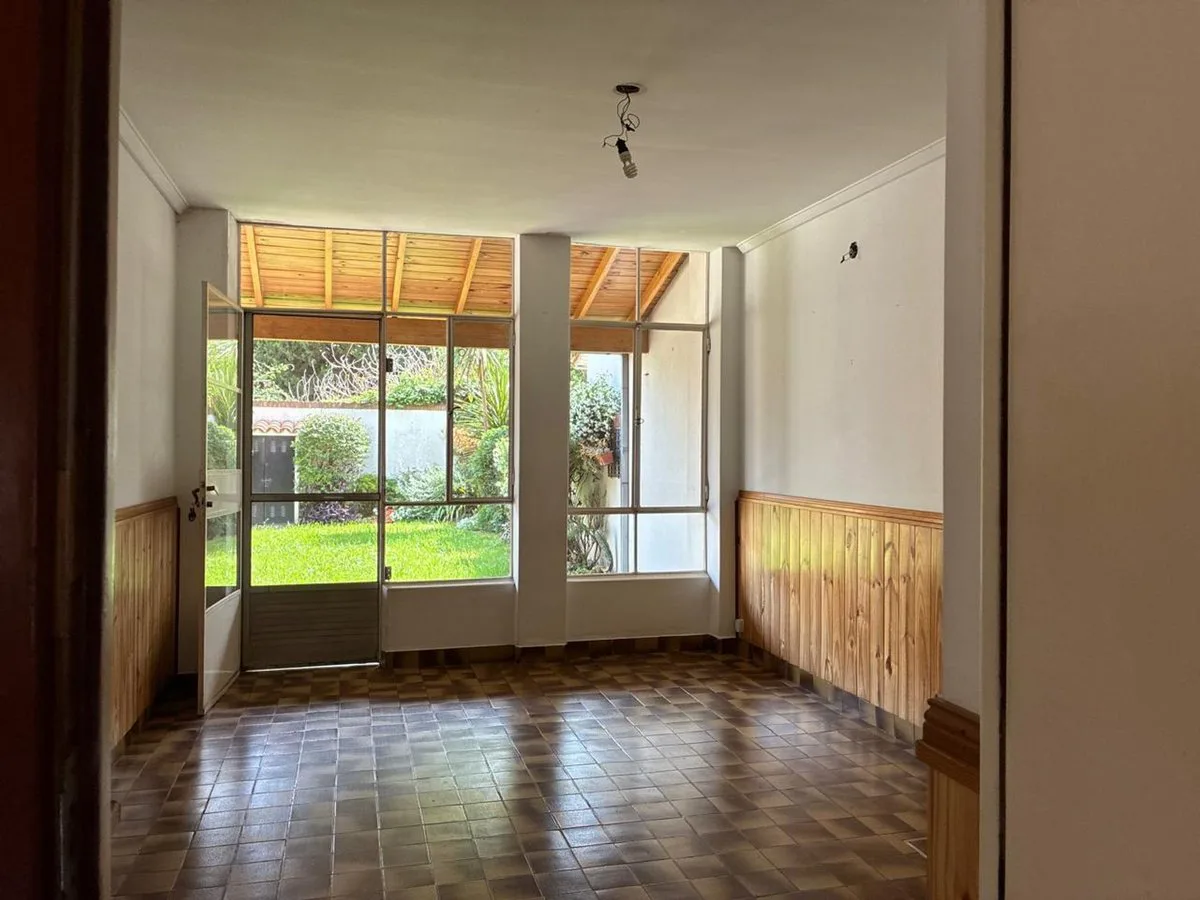 CASA-APTA CRED-3 DORM-JARDIN-GARAGE-HURLINGHAM foto 5