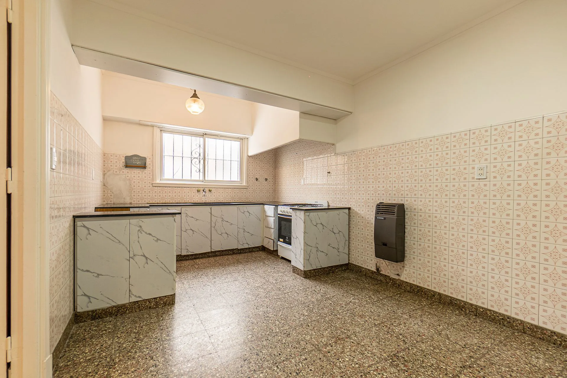 ALQUILER - Casa en PH 4 ambientes - Chauvin foto 4