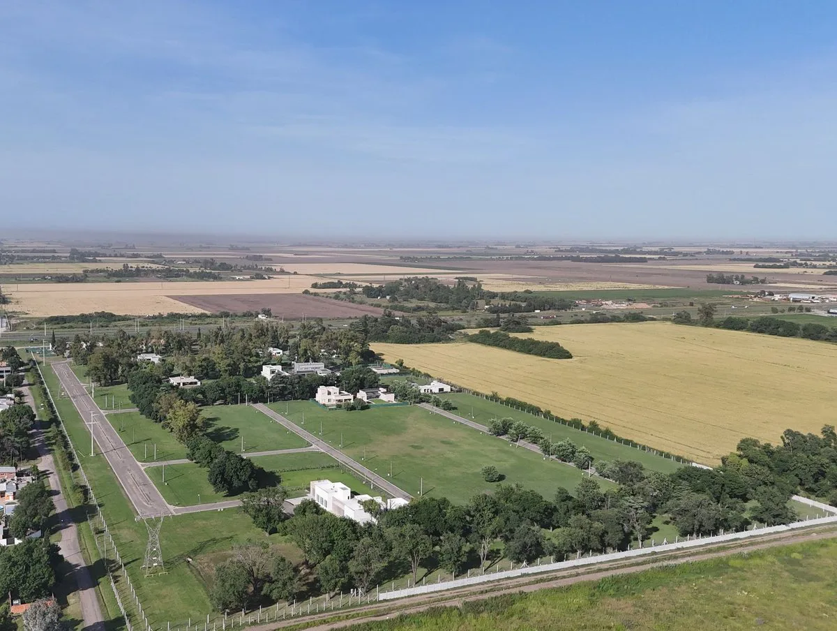 VENTA LOTE EN BRRIO CERRADO LA FORESTA SAN NICOLAS foto 4