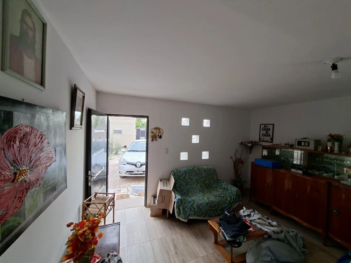 CASA + MONOAMBIENTE, SUP. 402 M², B. OBRERO RAWSON