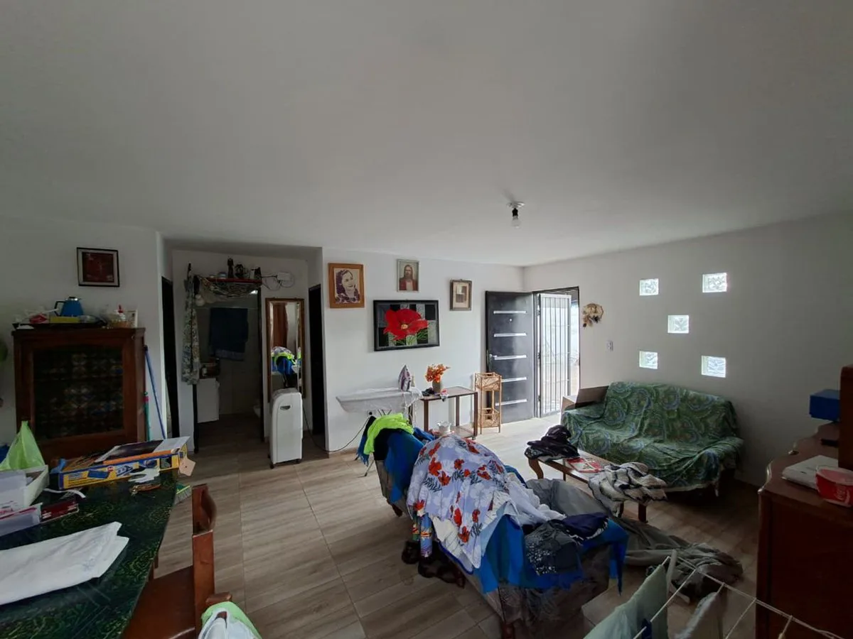CASA + MONOAMBIENTE, SUP. 402 M², B. OBRERO RAWSON foto 2