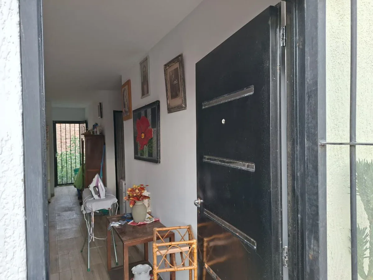 CASA + MONOAMBIENTE, SUP. 402 M², B. OBRERO RAWSON foto 3