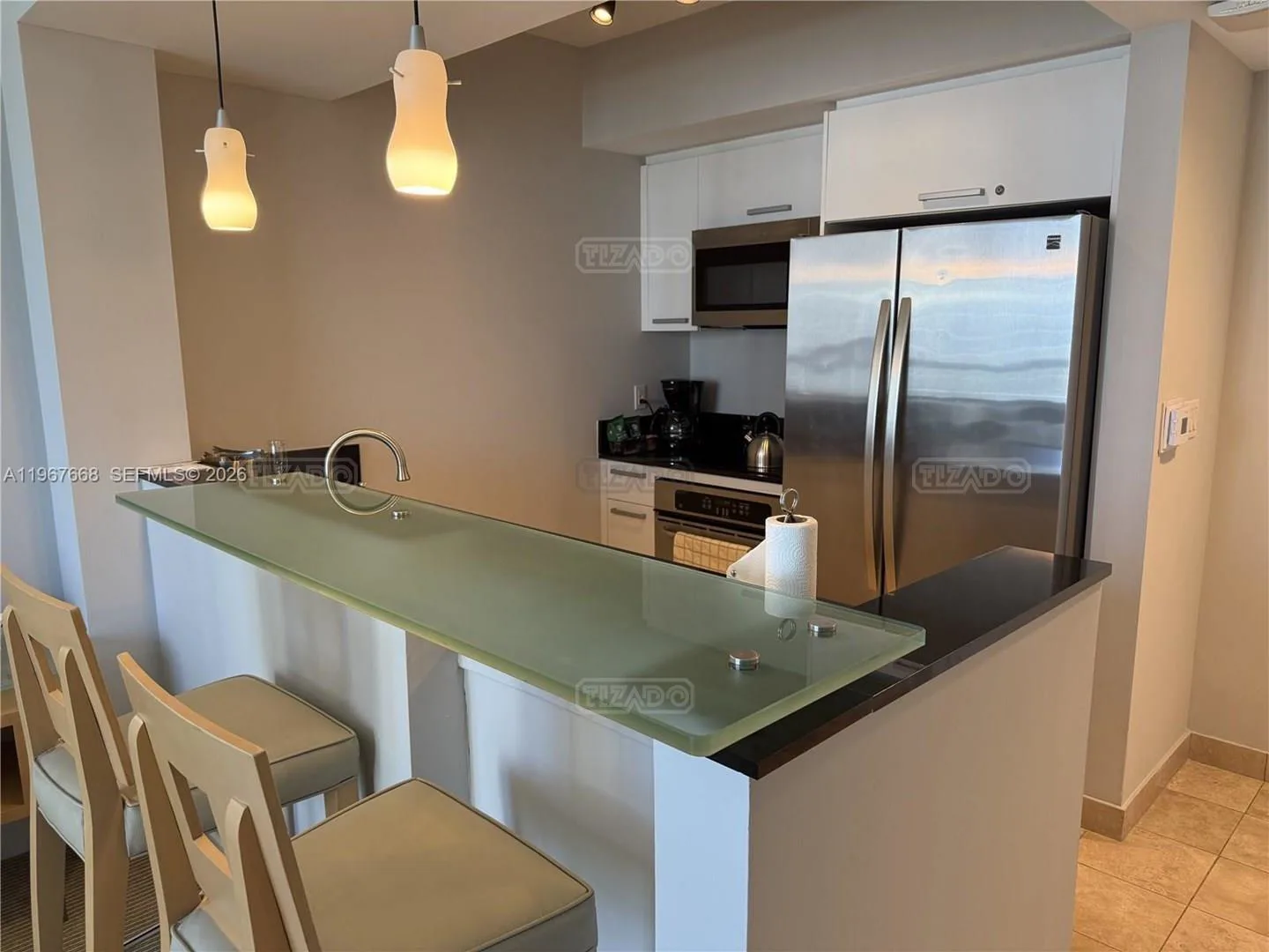 18683 Collins Ave 18600 foto 3