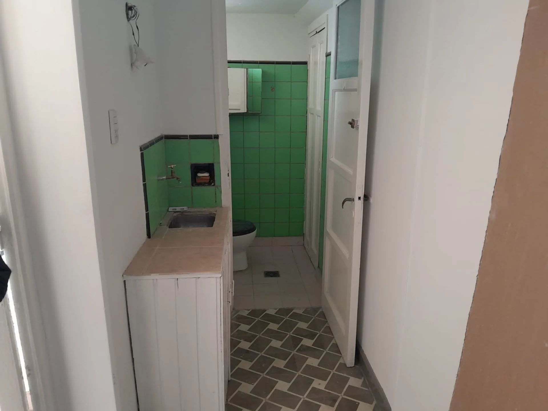 Local Comercial con Sótano 90m2 Capital foto 4