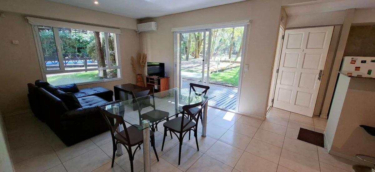Departamento en Venta en Mar de Las Pampas Piscina foto 2