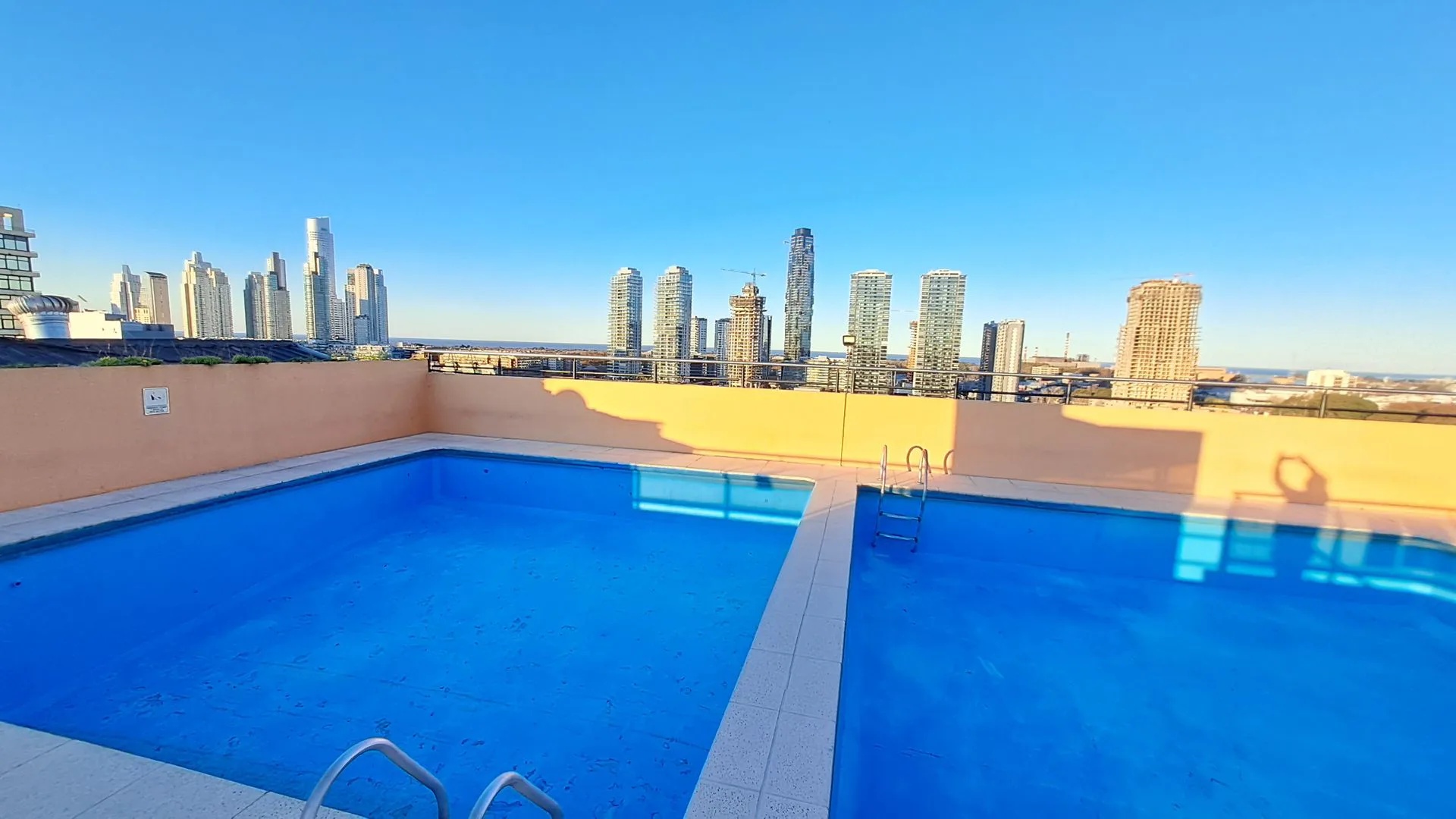 ALQUILER 2 AMBIENTES 65 M2 - SEGURIDAD Y AMENITIES foto 3