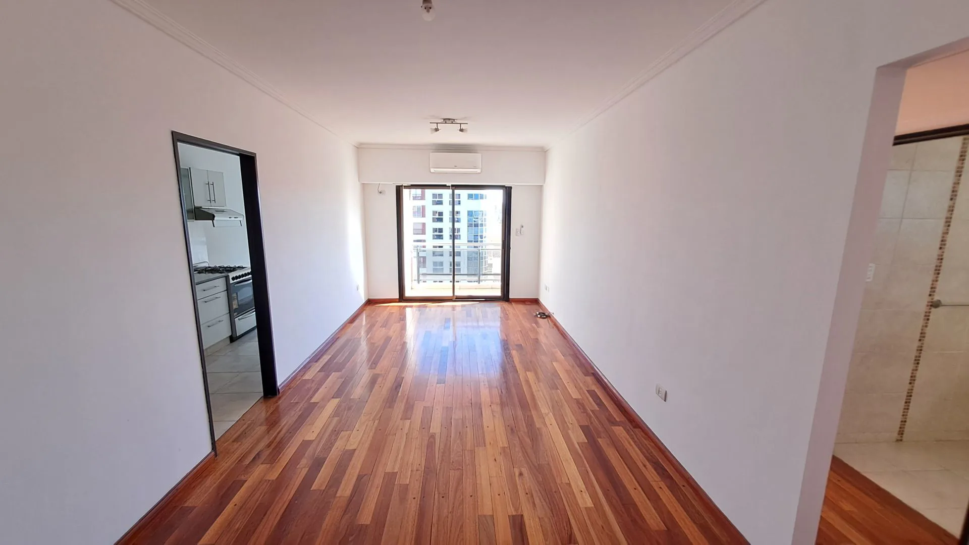 ALQUILER 2 AMBIENTES 65 M2 - SEGURIDAD Y AMENITIES foto 4