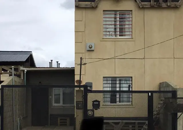 CASA 2 DORMITORIOS BARRIO CHACRA XIII