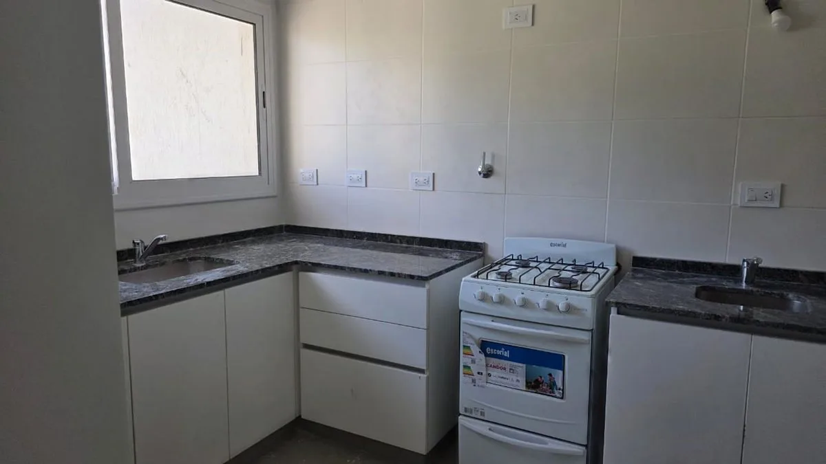 Duplex 2 Dormitorios Venta Punta Lago Maipú foto 4