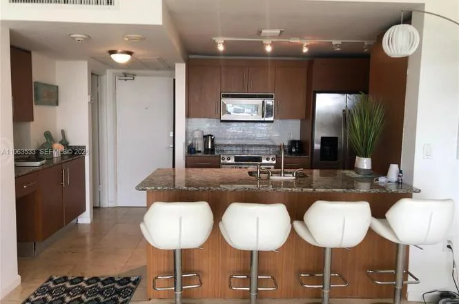 10275 Collins Ave 10200 foto 3