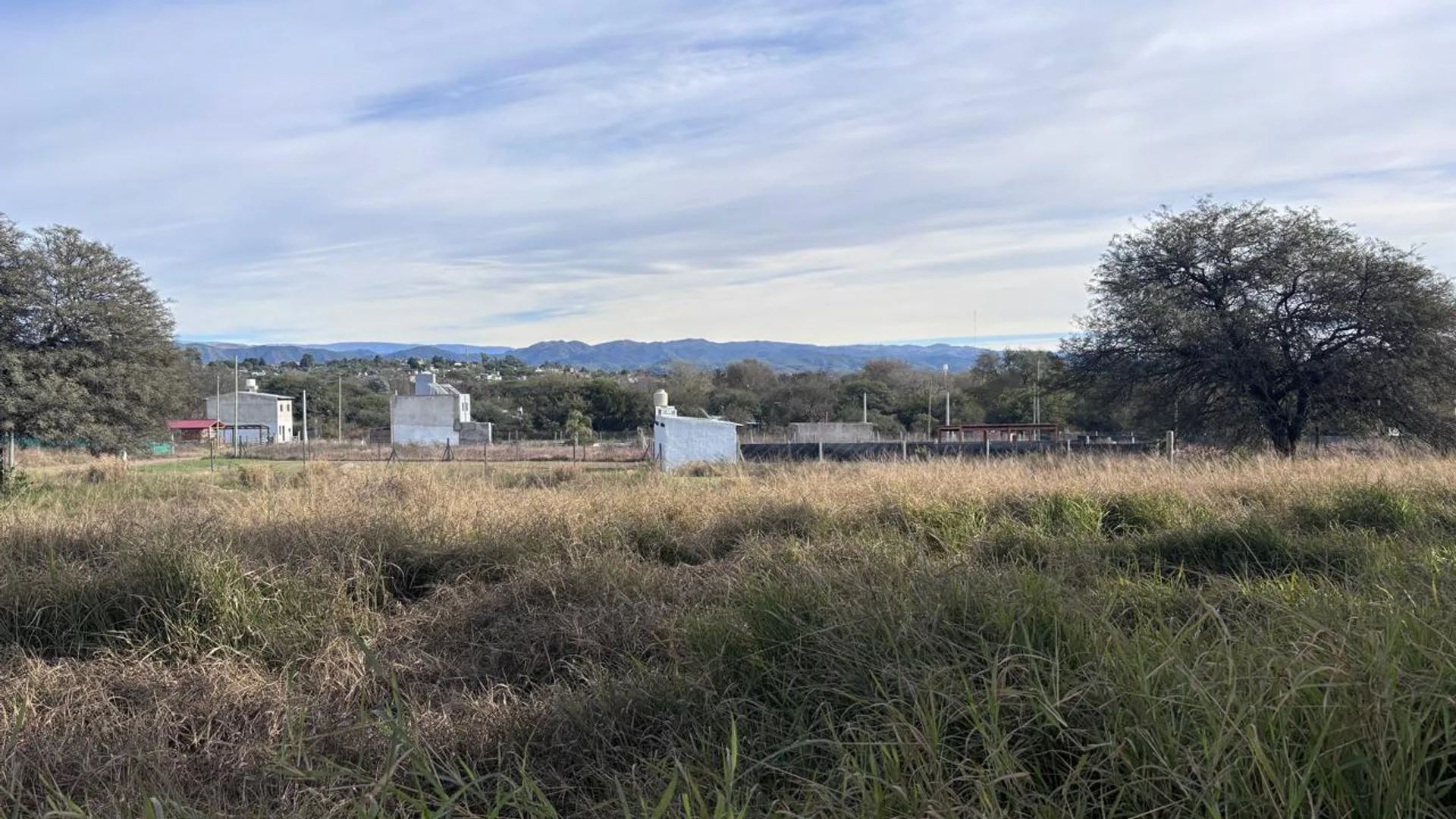 VENTA TERRENO DE 300M2 EN LOMAS DE ANISACATE foto 2