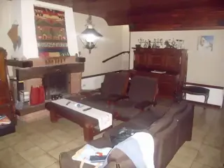 V402 Ramos Mejia Venta amplia Casa en PH 6 amb. en 2 plantas foto 3