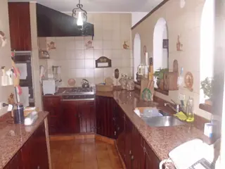 V402 Ramos Mejia Venta amplia Casa en PH 6 amb. en 2 plantas foto 4
