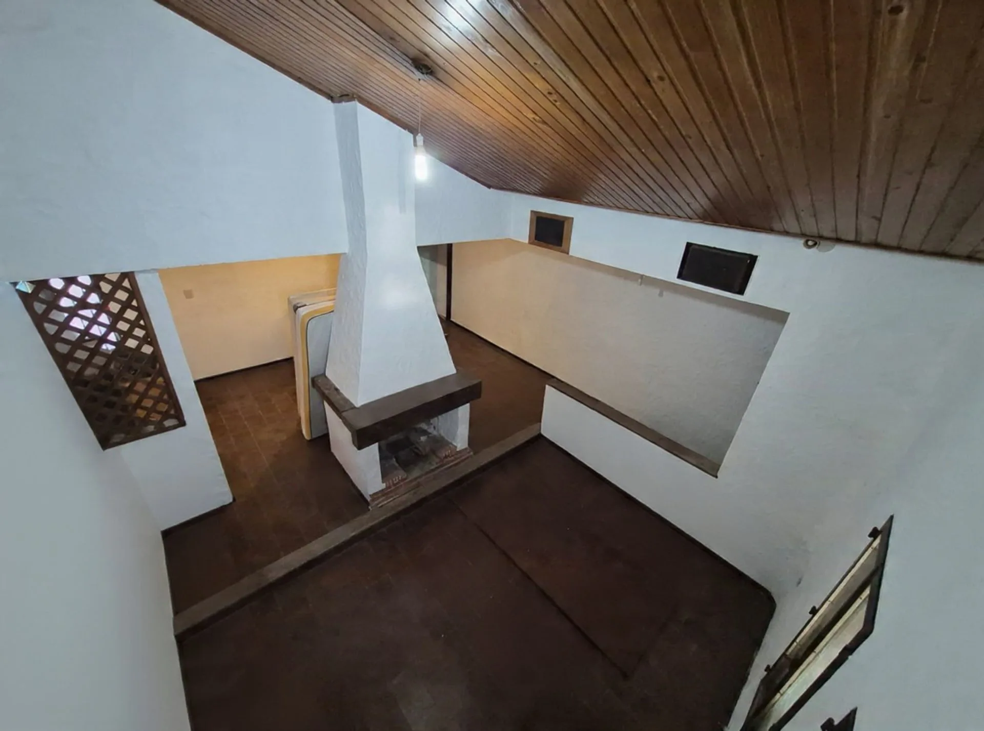 VENTA CASA  4 DORM Y COCHERA.APTA A CRÉDITO. foto 4
