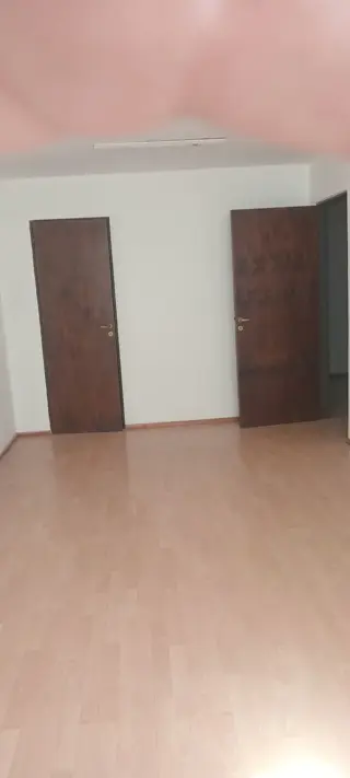 Oficina en alquiler foto 3