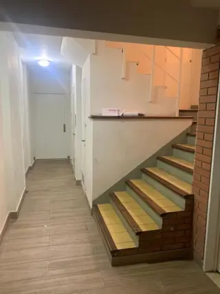 Excelente Dto de 2 amb. casi a estrenar. Bajas Expensas y muy buena ubicacion foto 2