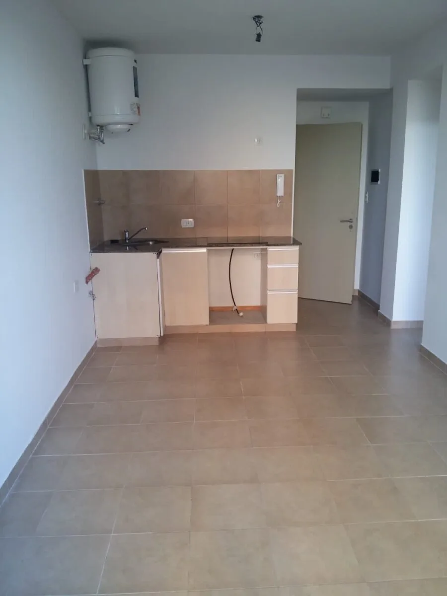 $600.000 Alquiler departamento 2 amb San Miguel foto 2
