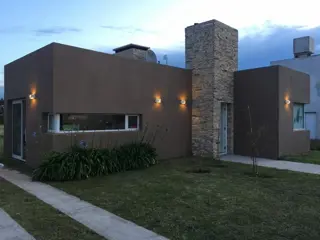 Hermosa Casa en Las Lomas foto 1