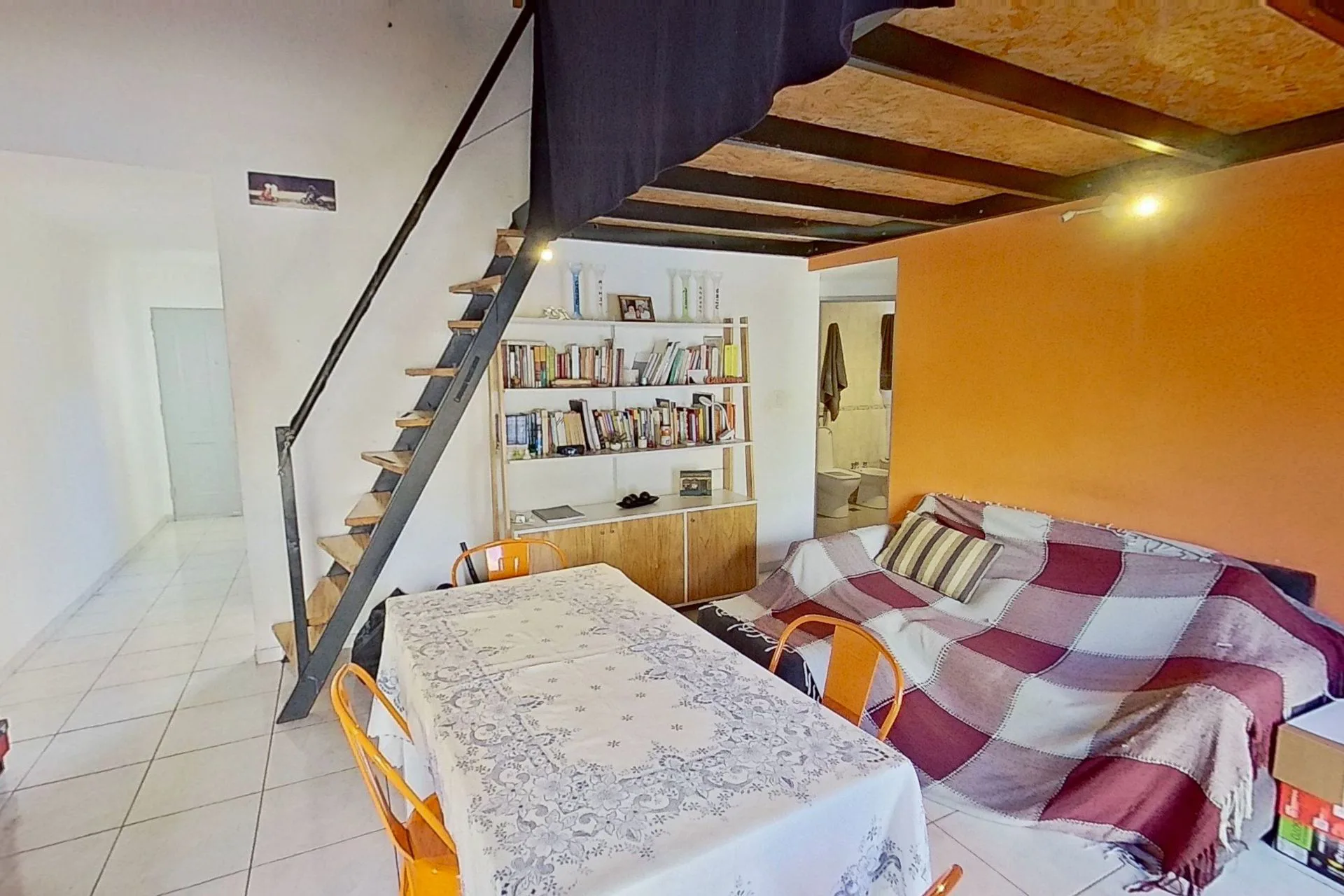 PH  2 y 1/2 AMB ESTILO LOFT  CON PATIO Y PARRILLA foto 3