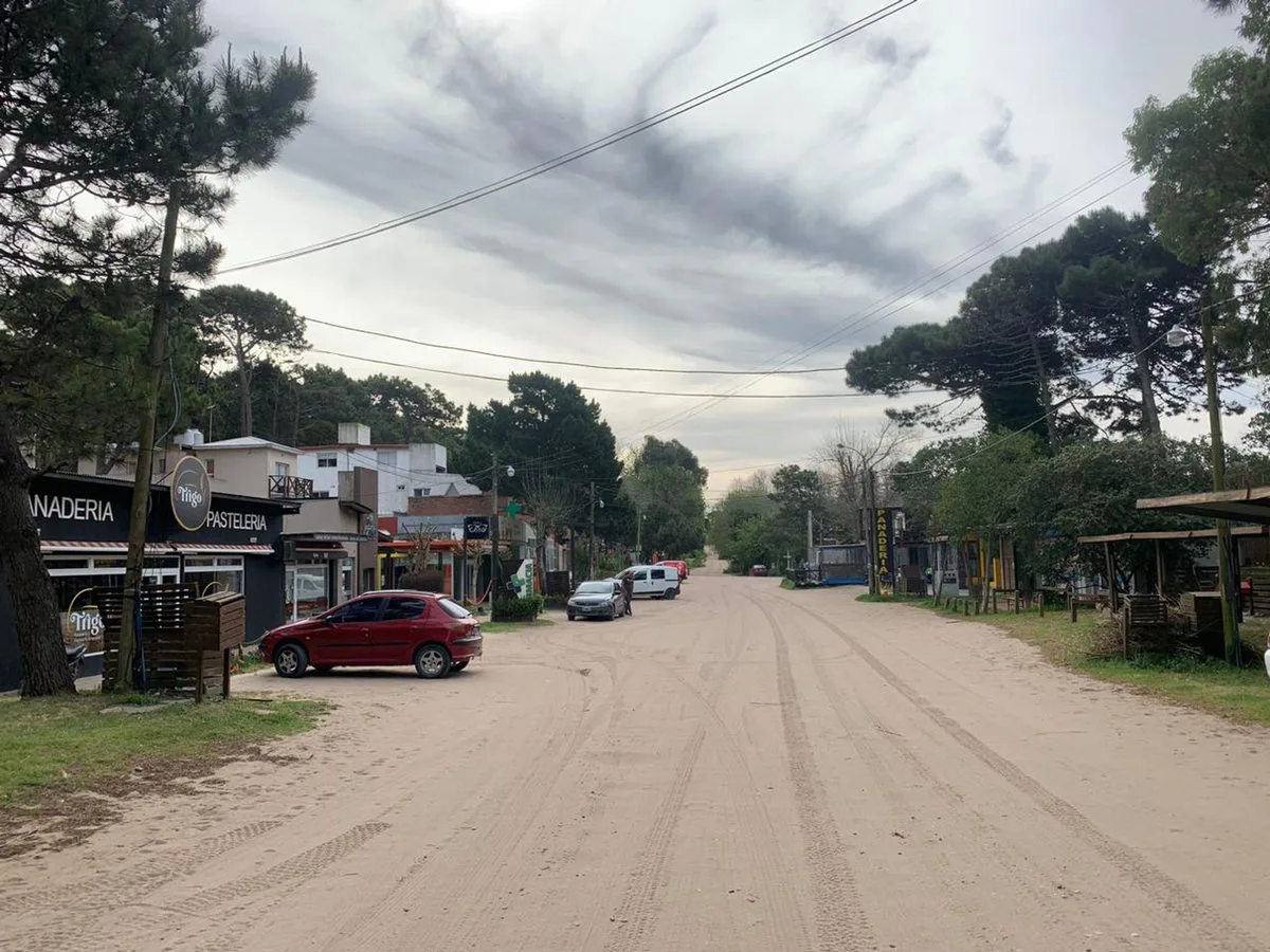 LOTE EN VENTA EN MAR AZUL APTO COMERCIAL foto 4