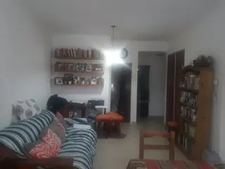 Venta de departamento con cochera en Adrogué foto 2