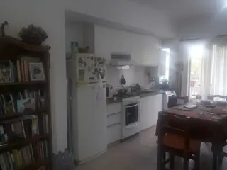 Venta de departamento con cochera en Adrogué foto 3