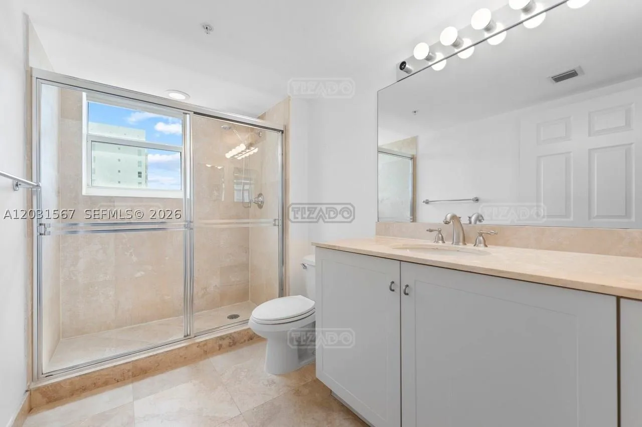 3232 SW 22nd Ter #802 3200 foto 5