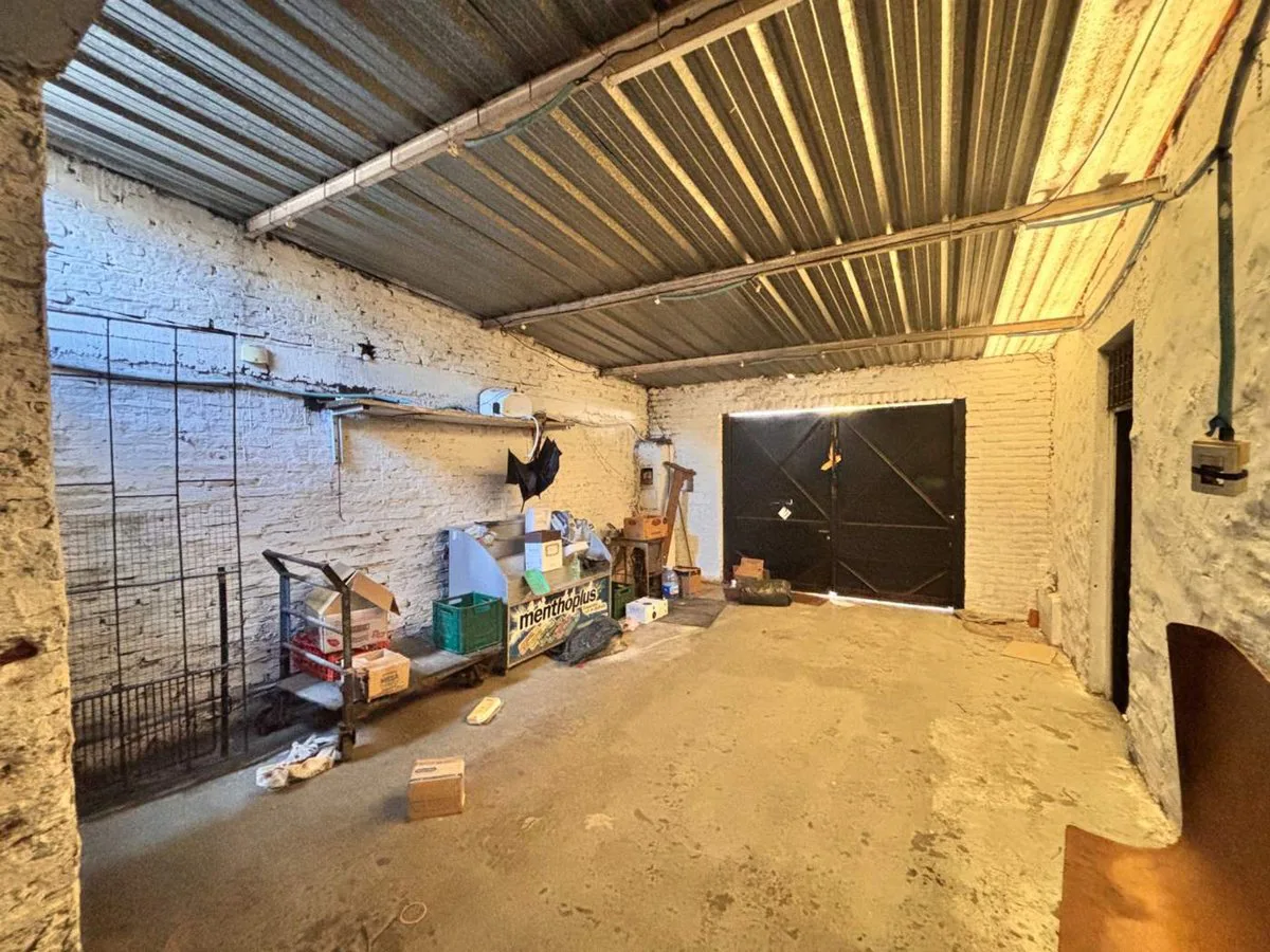 Casa en Venta en Lomas del Mirador a refaccionar foto 3