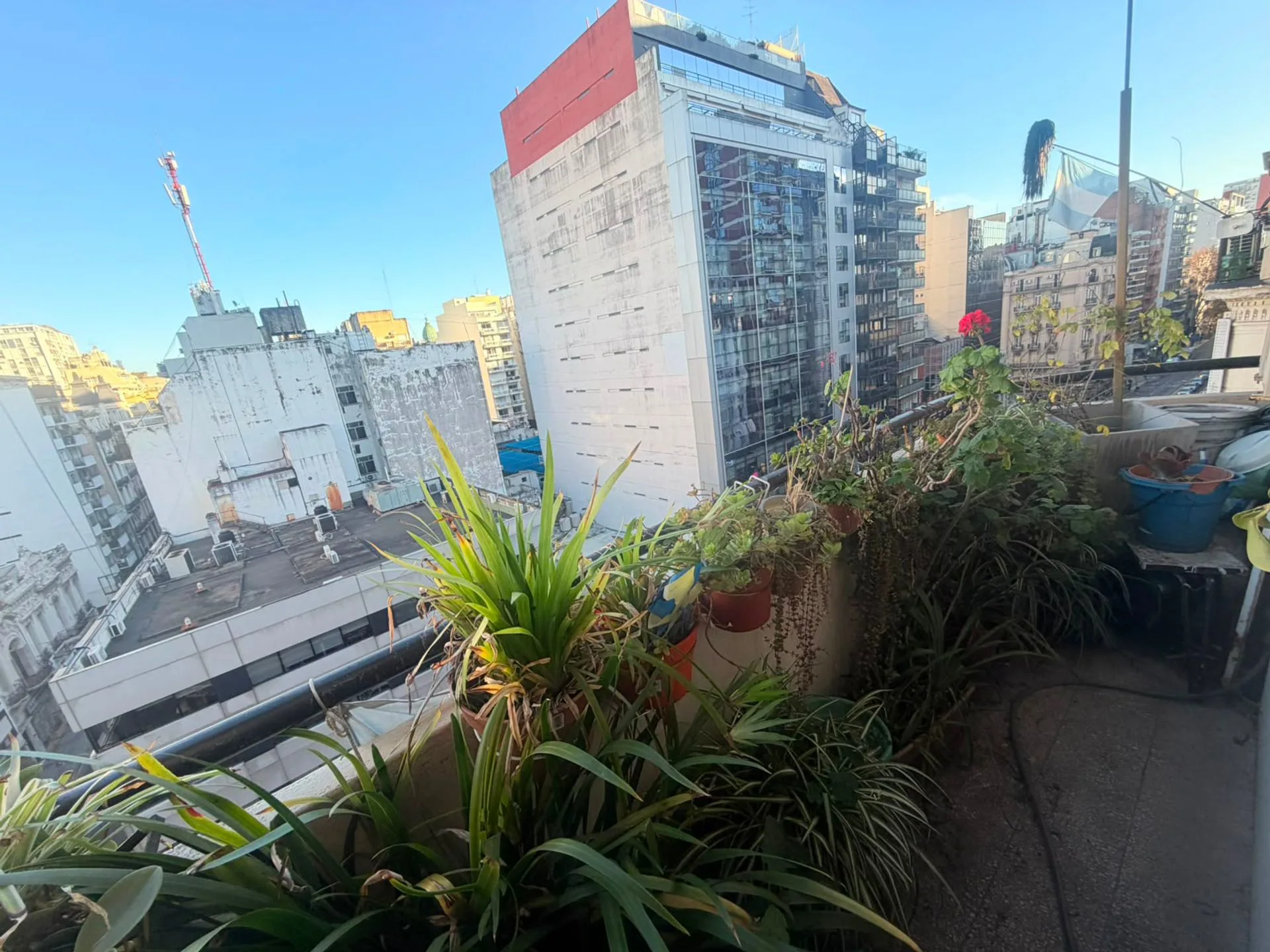 VENTA  3 AMBIENTES CON BALCON EN SAN NICOLAS foto 4