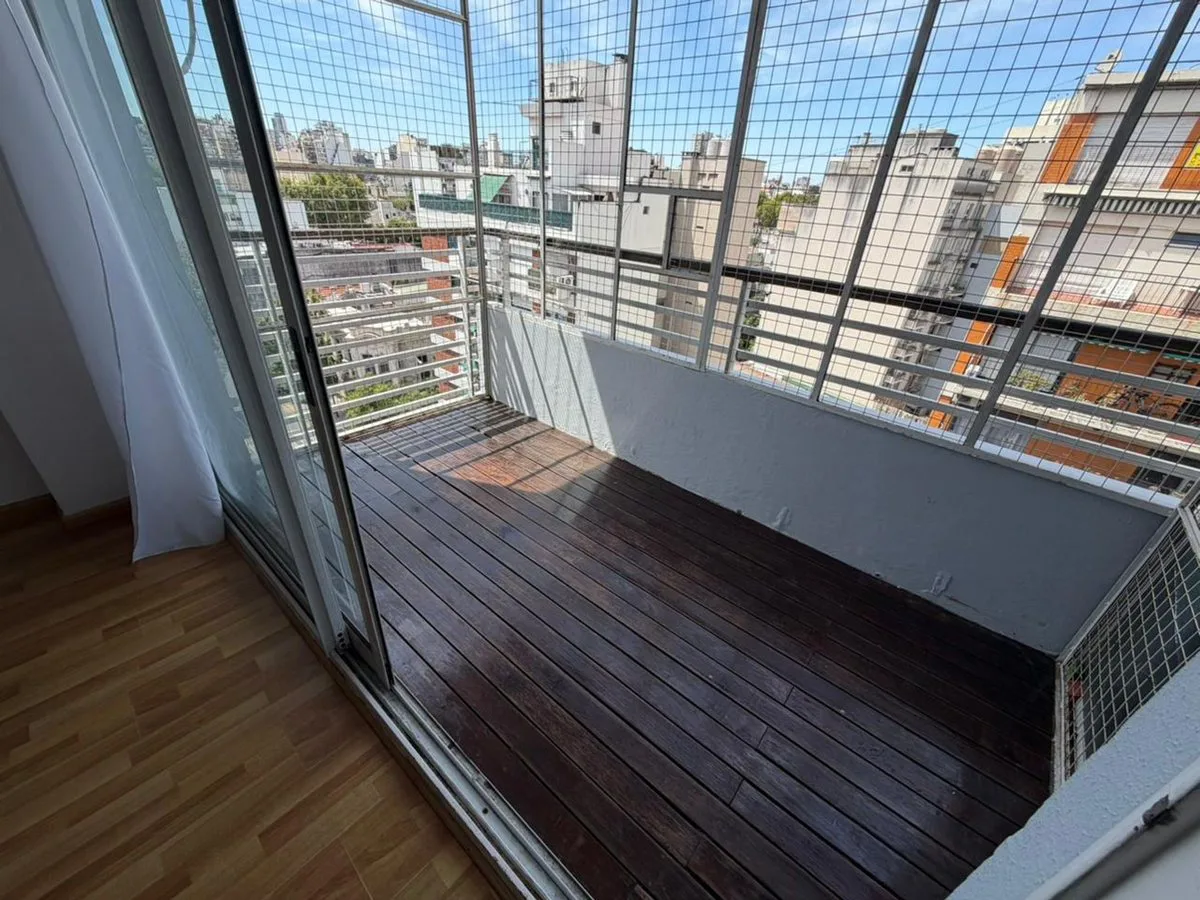 Departamento en VENTA 1 AMBIENTE  ALMAGRO foto 2