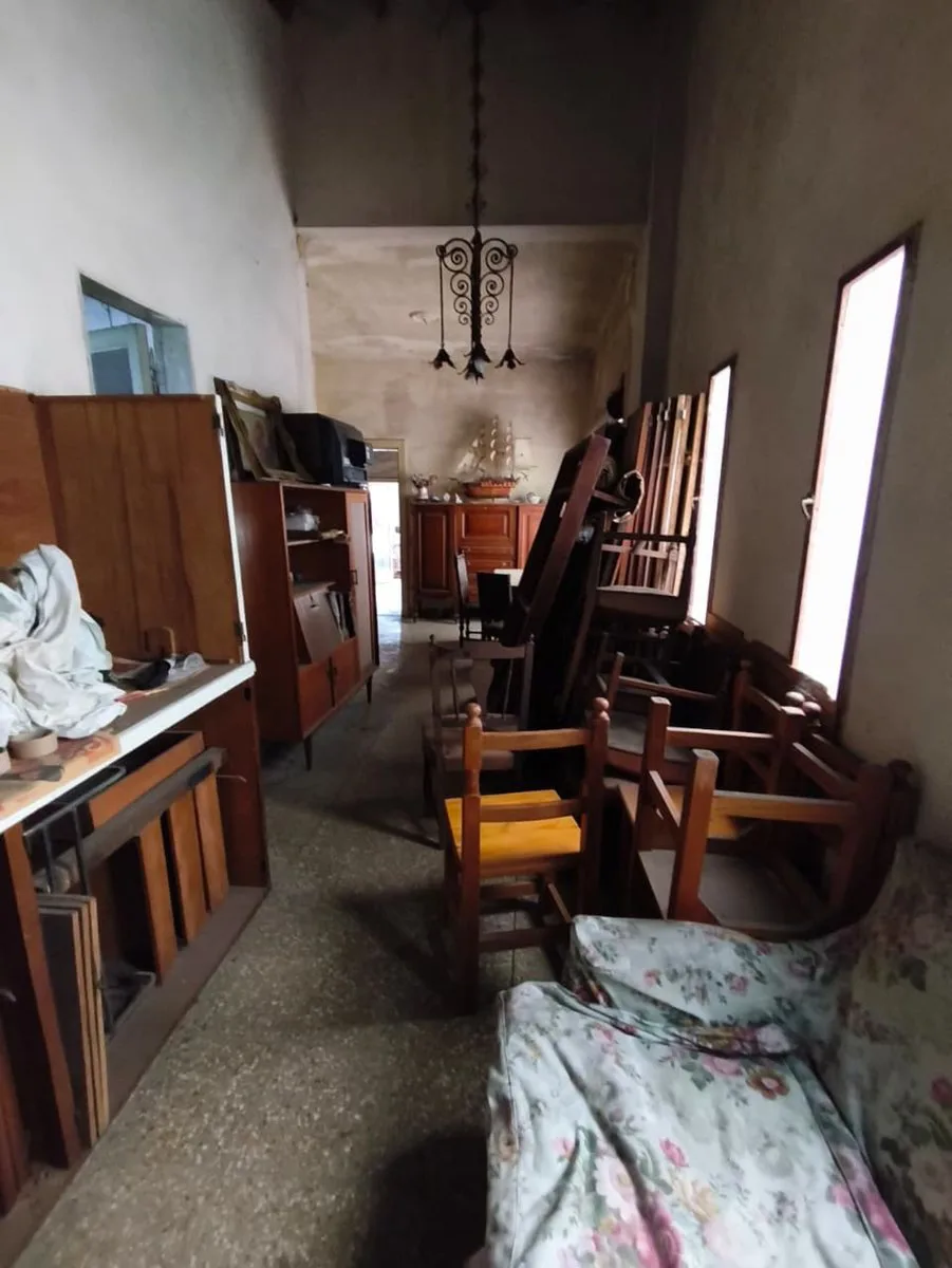 venta casa a refaccionar LOTE propio OPORTUNIDAD! foto 2