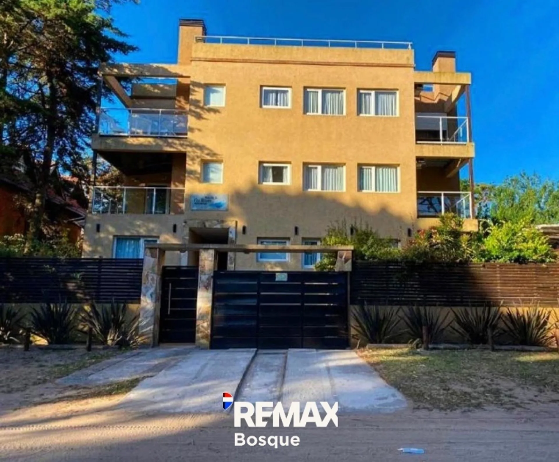 VENTA - DEPARTAMENTO 2 AMBIENTES - PINAMAR foto 3