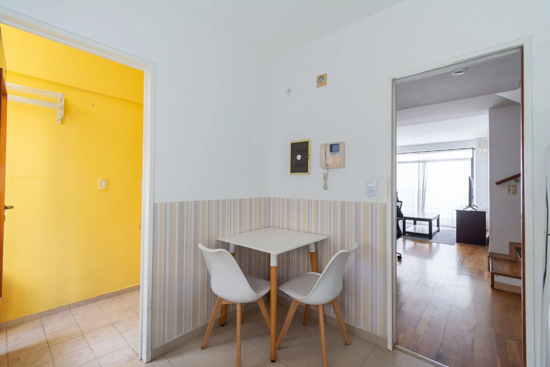 VENTA SEMIPISO 4 AMBIENTES EN OLIVOS, C/COCHERA foto 5