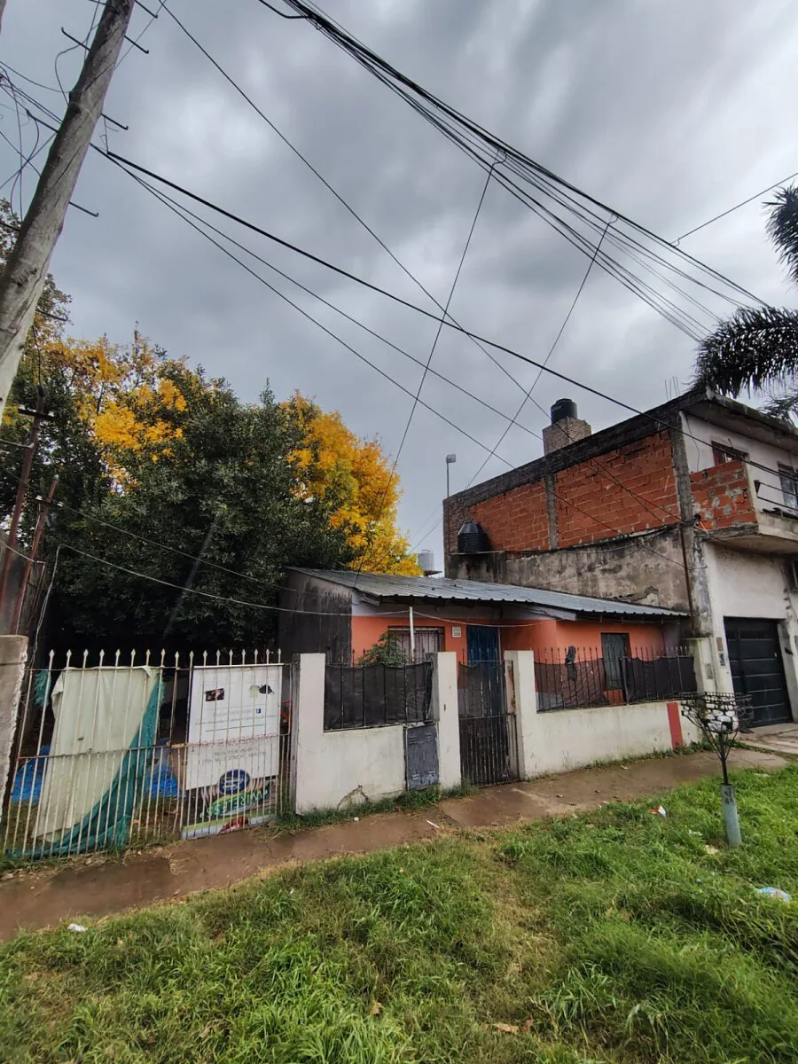 CASA LOTE PROPIO SOBRE LOTE DE 300m2 foto 5