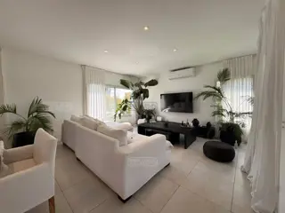 Acacias - Puertos del Lago. Escobar 300 foto 4
