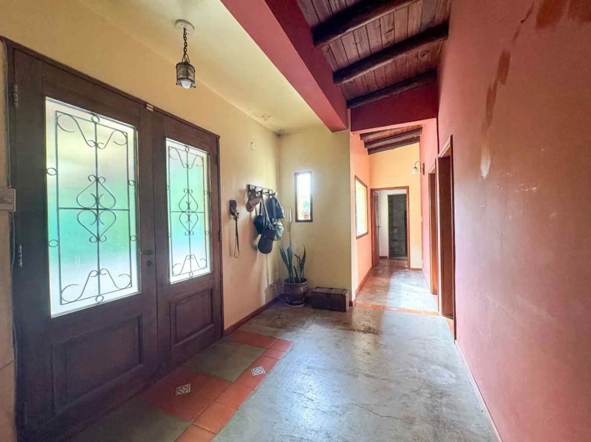 CASA 4 AMB EN VENTA EN ING. MASCHWITZ C/PILETA foto 4