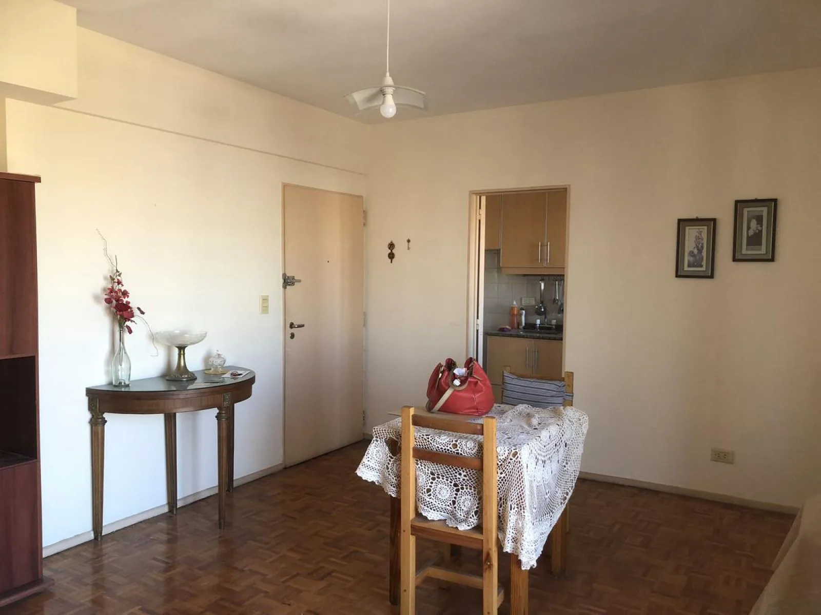 EXCEPCIONAL DEPARTAMENTO DE 3 AMBIENTES CON BALCÓN foto 5