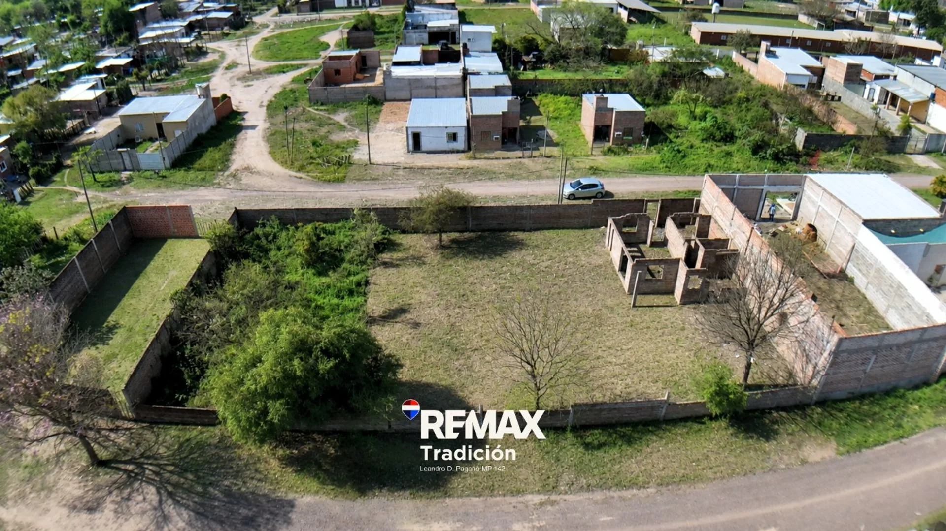 Terrenos de 199 m² en Venta en Fontana foto 5