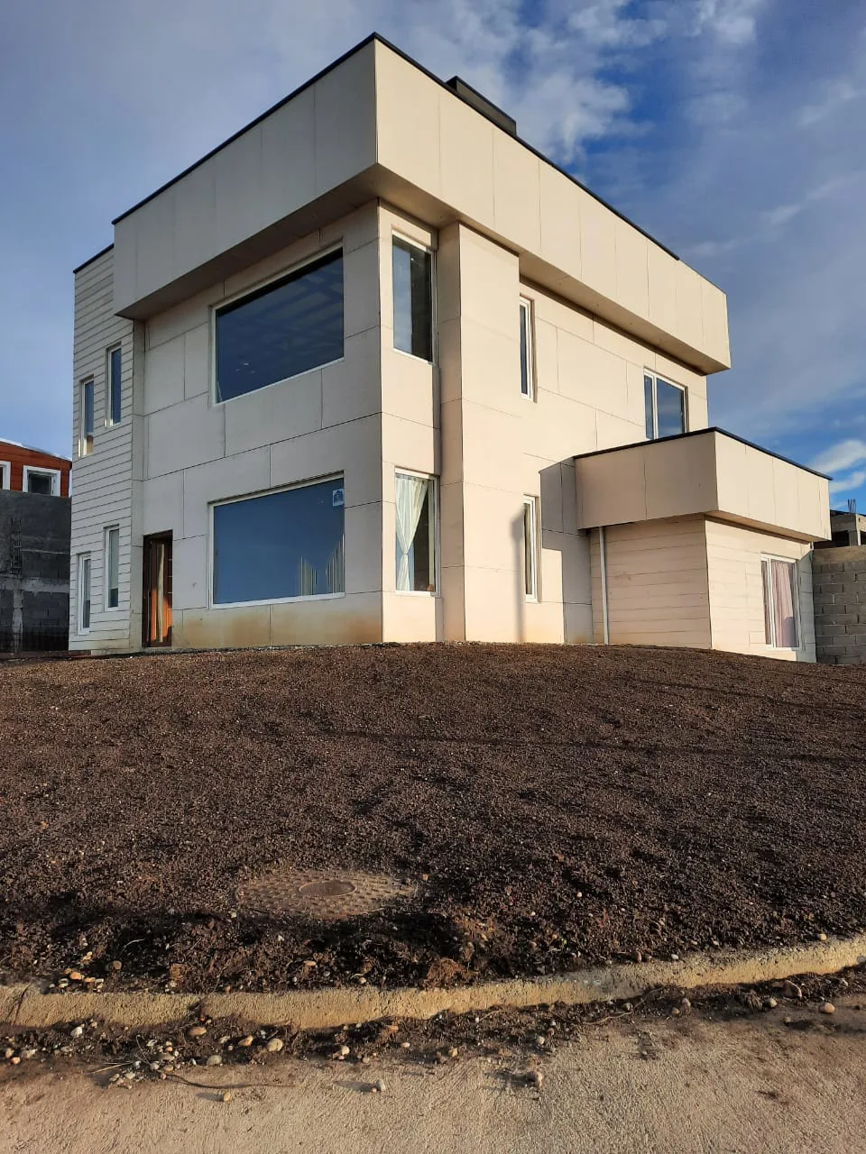 CASA – 3 DORMITORIOS – ALTOS DE LA ESTANCIA foto 4