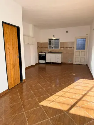 ALQUILER DUPLEX 3 AMBIENTES CON COCHERA foto 5