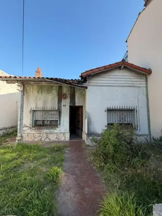Venta Casa en Remedios de Escalada. foto 3