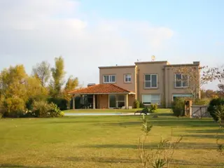 Casa en Venta en Country Club Buenos Aires Golf, San Miguel, Buenos Aires foto 2