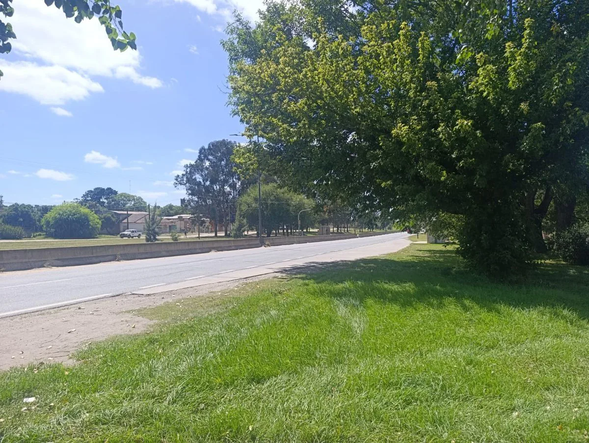 Venta Lote 647m2 en Batan foto 4