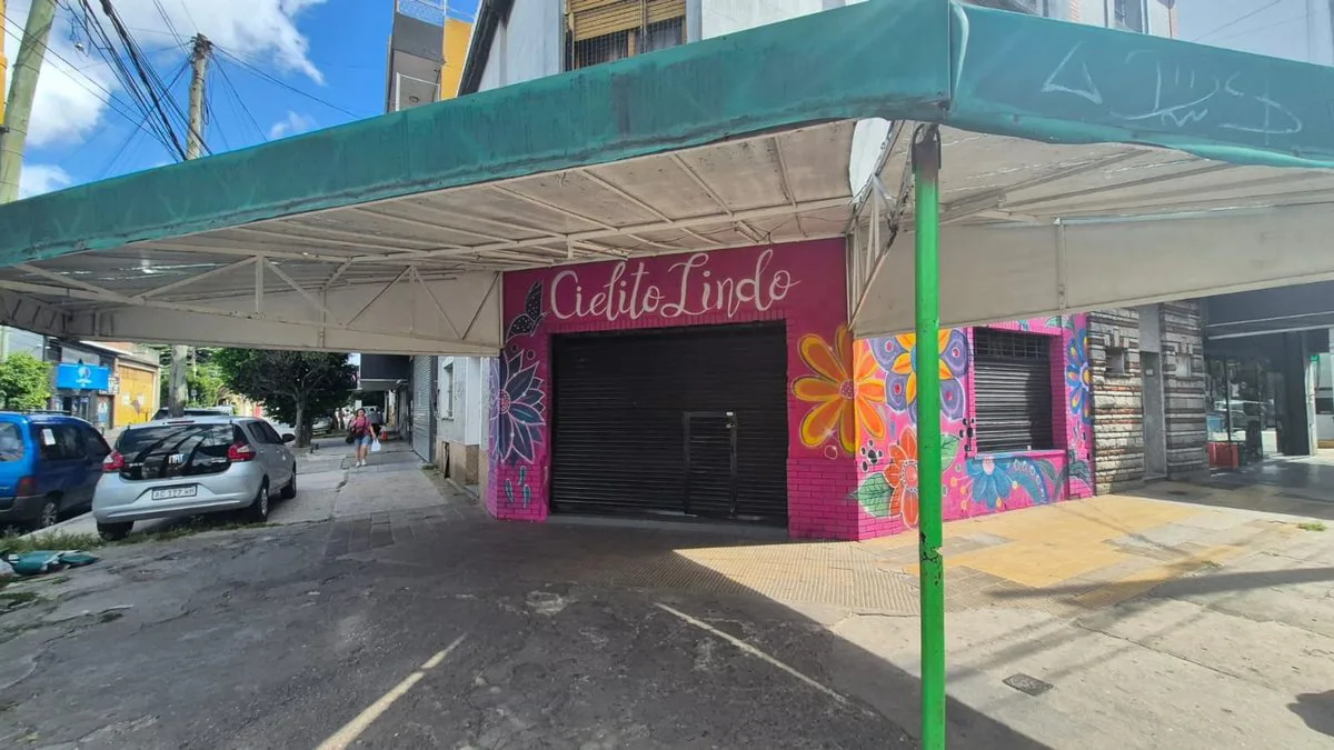 LOCAL EN ESQUINA SOBRE AV. BOULOGNE SUR MER 22 M² foto 3
