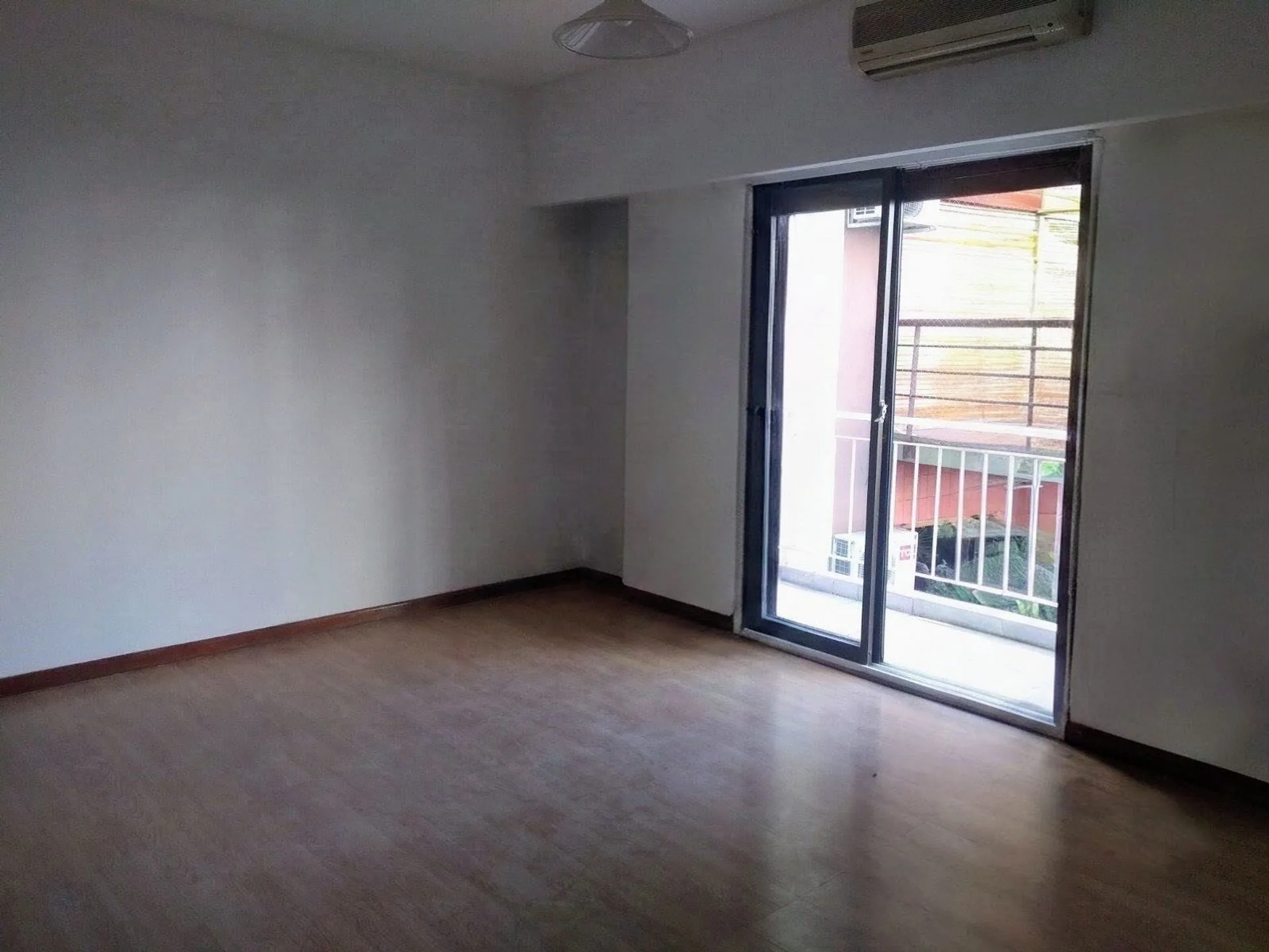 Alquiler Departamento 1 ambiente Barrio Norte foto 3